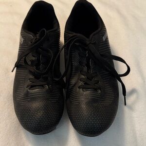 Brava Black Soccer Cleats men’s 9.5D